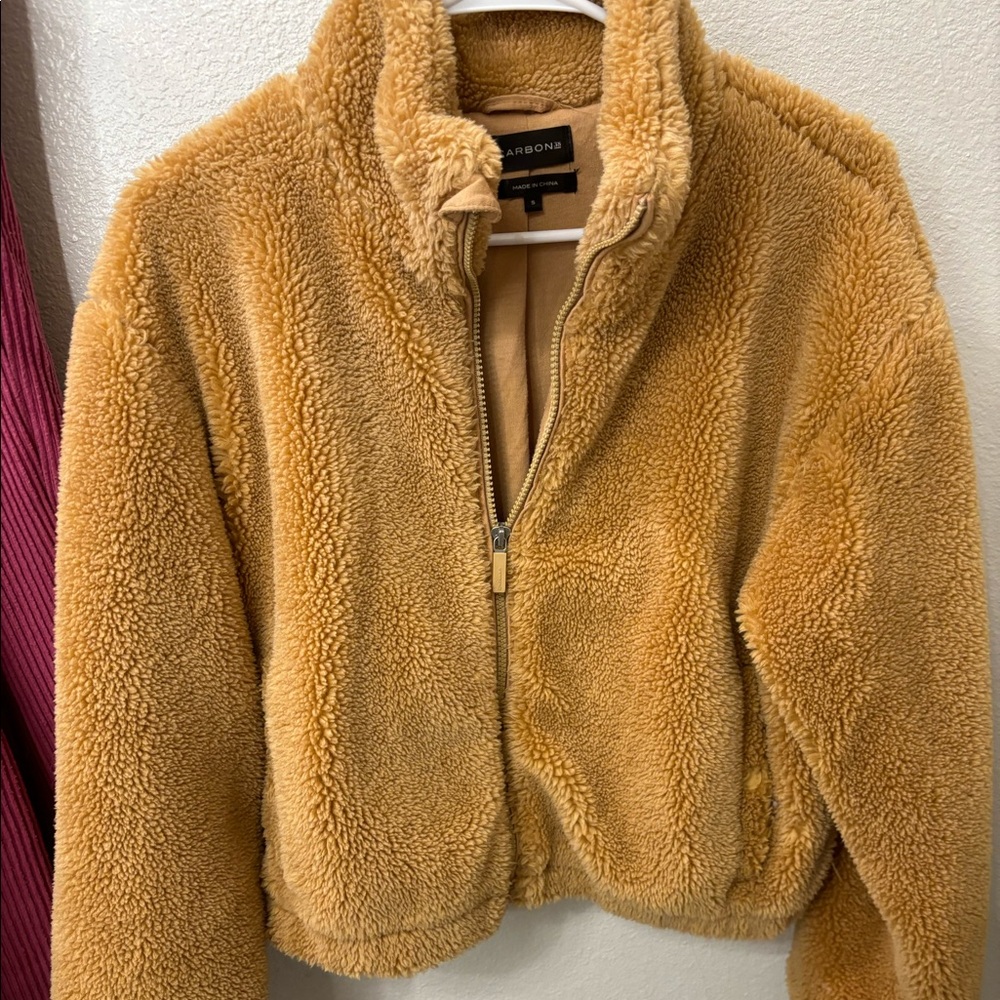 Like new Carbon 38 teddy bear jacket!!!